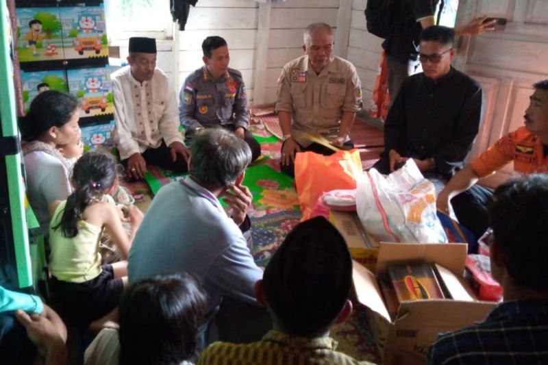 Pemkab Garut salurkan bantuan untuk korban bencana longsor