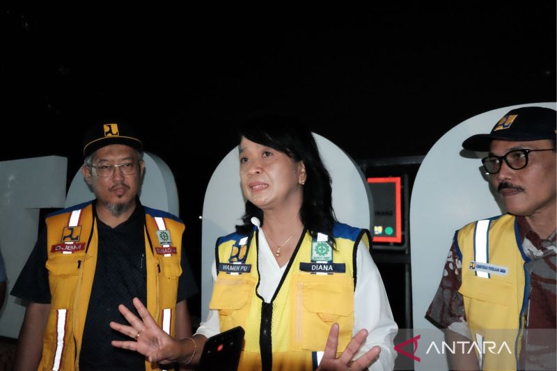 wamen-pu-tambah-kapasitas-kolam-retensi-di-porong-demi-cegah-banjir