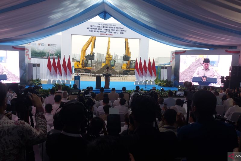 prabowo-resmikan-mega-proyek-baterai-listrik-terintegrasi-di-karawang