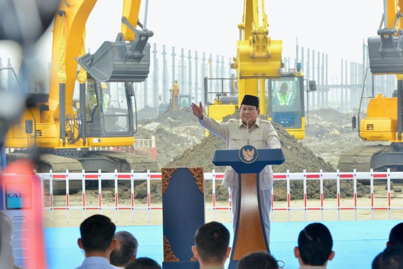 presiden-proyek-baterai-kerja-sama-kolosal-antarnegara