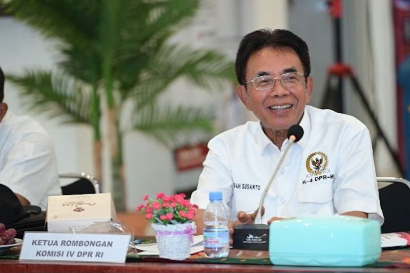 komisi-iv-dpr-dukung-pemerintah-tindak-kecurangan-beras-rp99-triliun