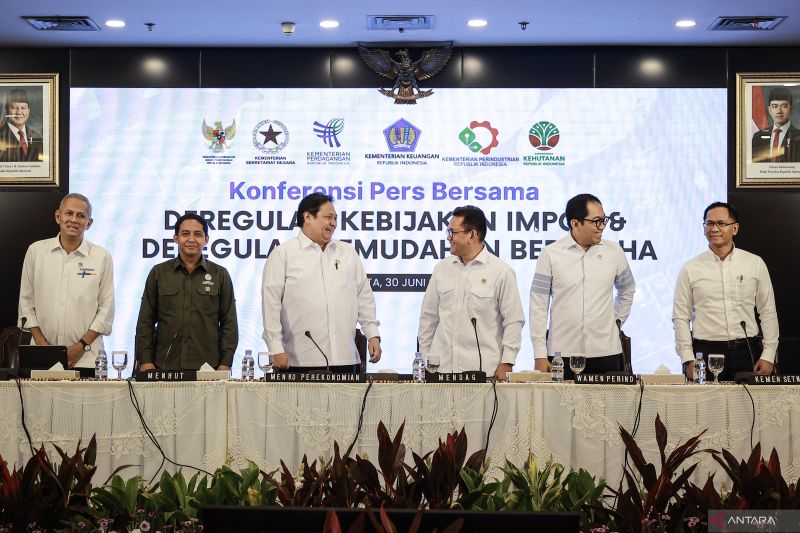 membuka-kran-impor-dengan-tetap-menjaga-daya-saing-industri-nasional