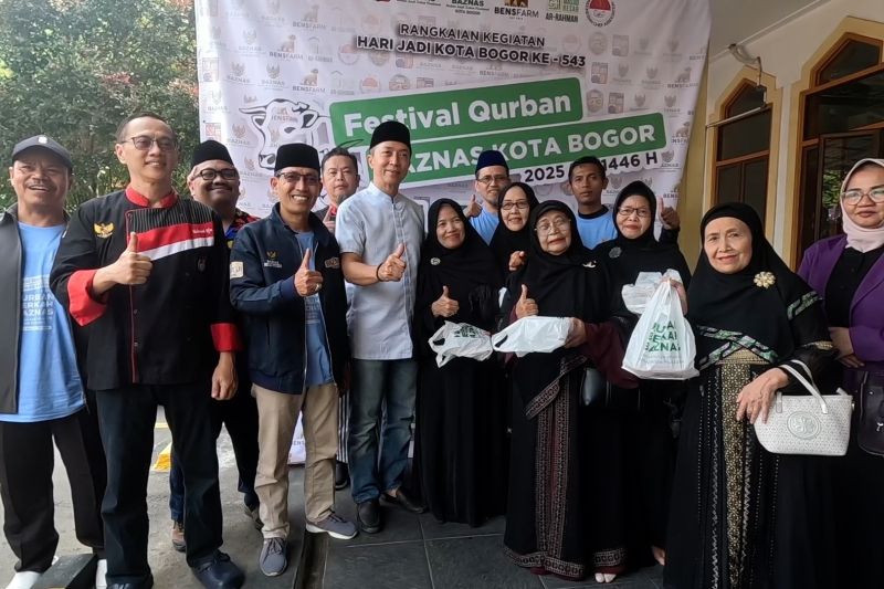 Baznas Bogor salurkan 41 hewan kurban untuk warga perbatasan