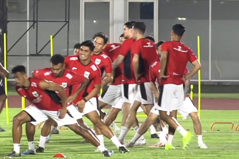 Bawa hoki, Ketum PSSI harap Prabowo nonton langsung laga kontra China