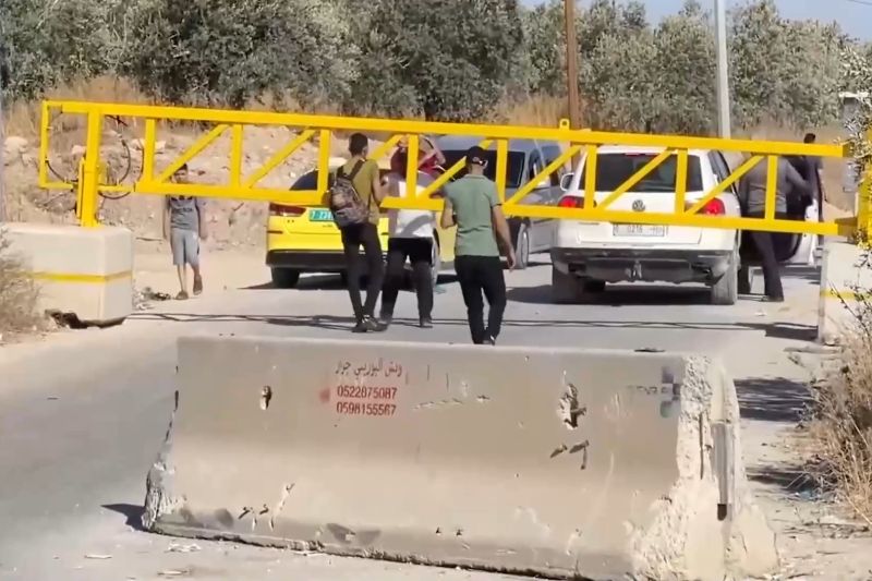 Kehidupan di Tepi Barat lumpuh karena Israel tetap tutup wilayah