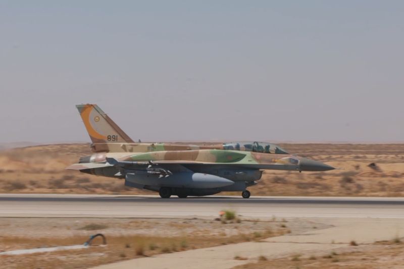 Lanjutkan kampanye militer, Israel serang jauh ke dalam wilayah Iran