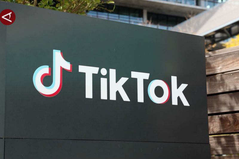 Trump perpanjang batas waktu pelarangan TikTok untuk ketiga kalinya