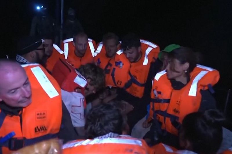 Kapal bantuan kemanusiaan Gaza "Madleen" disergap Israel