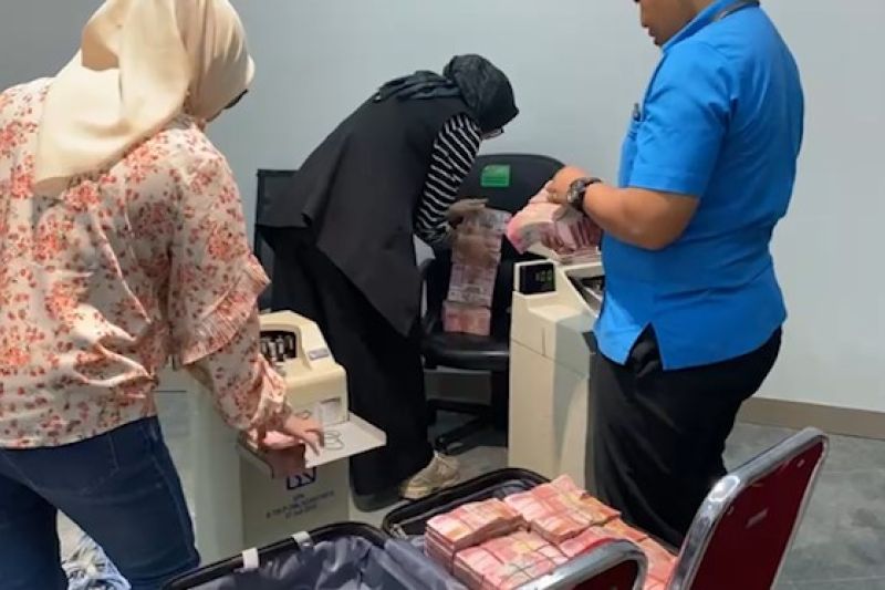 Kejagung sita uang senilai Rp2 M kasus suap CPO dari tersangka DJU