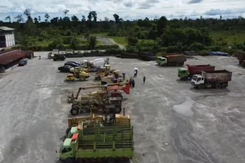 Kejati Papua sita 45 kendaraan & alat berat korupsi Aerosoprt Mimika