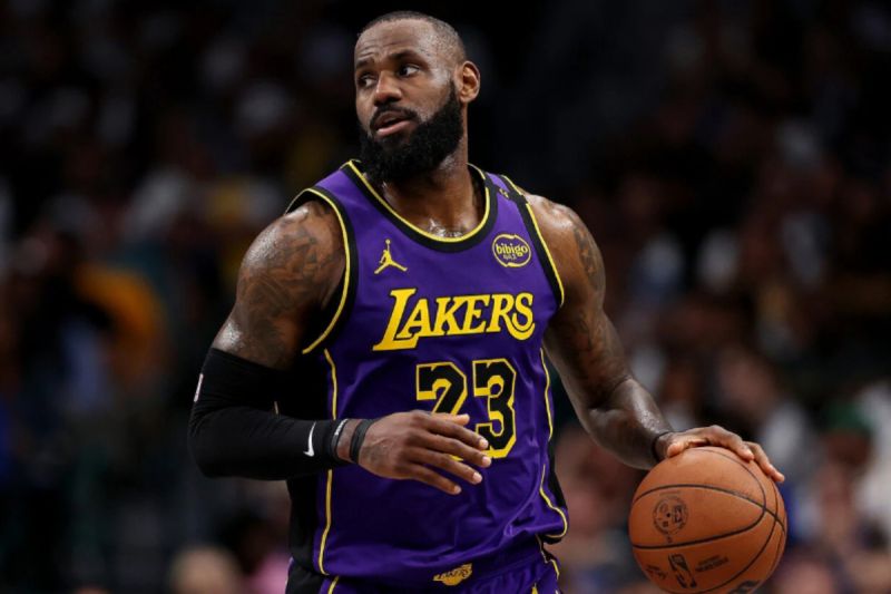 LeBron James latihan dengan tim G-League untuk kembali perkuat Lakers