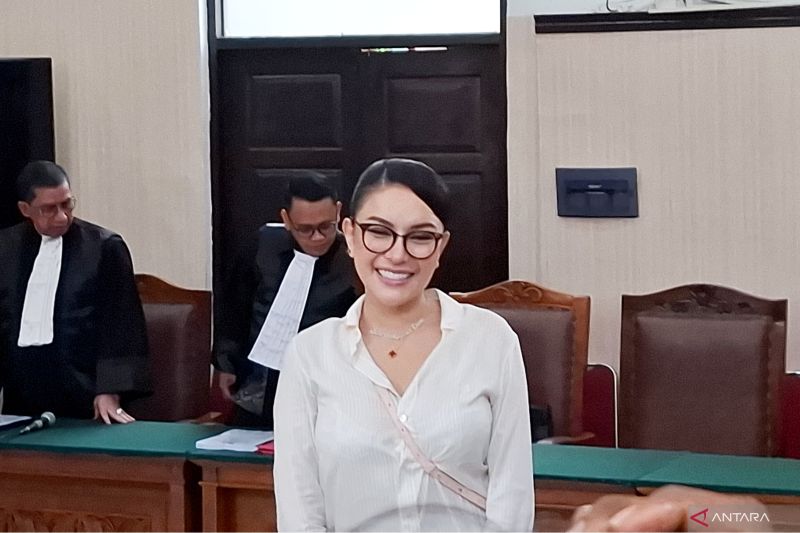 nikita-mirzani-tegaskan-edukasi-skincare-berbahaya-di-akun-tiktok