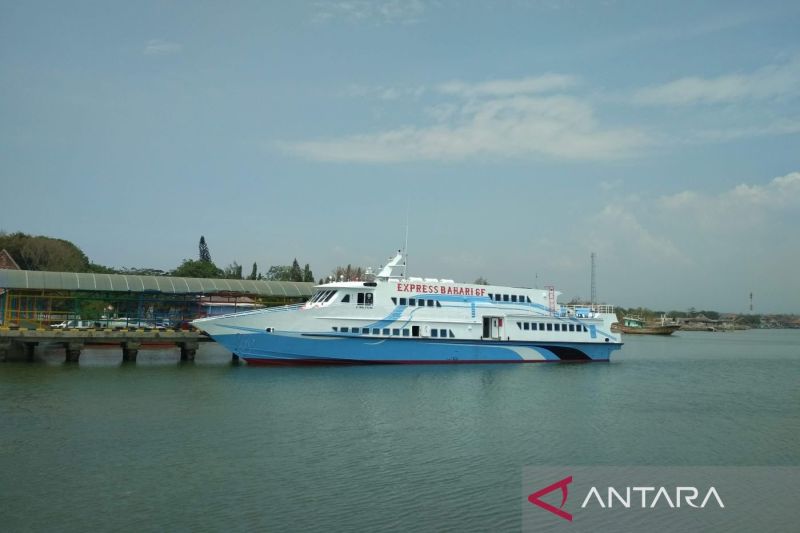 jadwal-penyeberangan-ke-karimunjawa-diminta-ditambah-antisipasi-libur