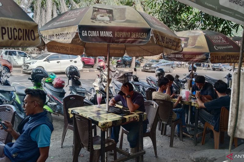    Wifi Gratis Palembang: Kedai UMKM Kebanjiran Anak Muda, Omzet Meroket! 