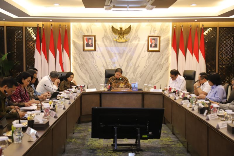 mentan-apresiasi-dukungan-kur-untuk-petani-tebu-dari-menko-dan-menkeu