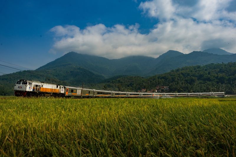 kereta-argo-wilis-berhenti-di-stasiun-ciamis-mulai-15-juli-2025