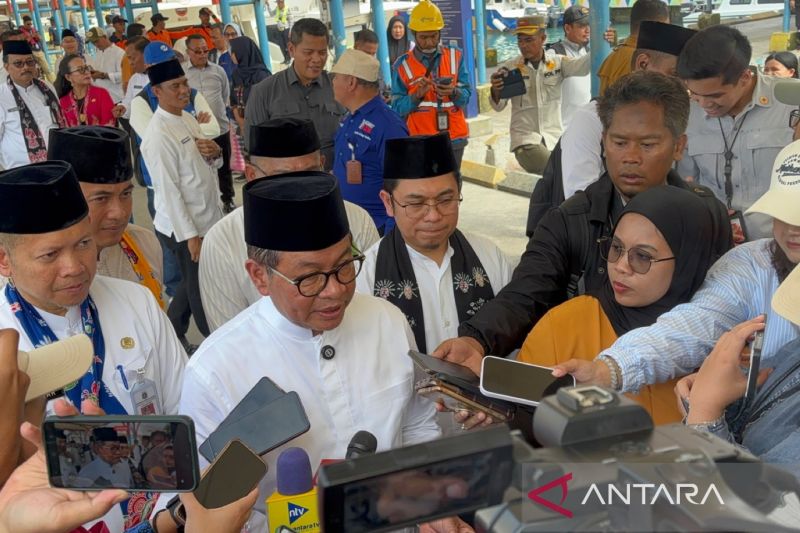 Pramono soroti masalah air bersih untuk mandi di Pulau Kelapa