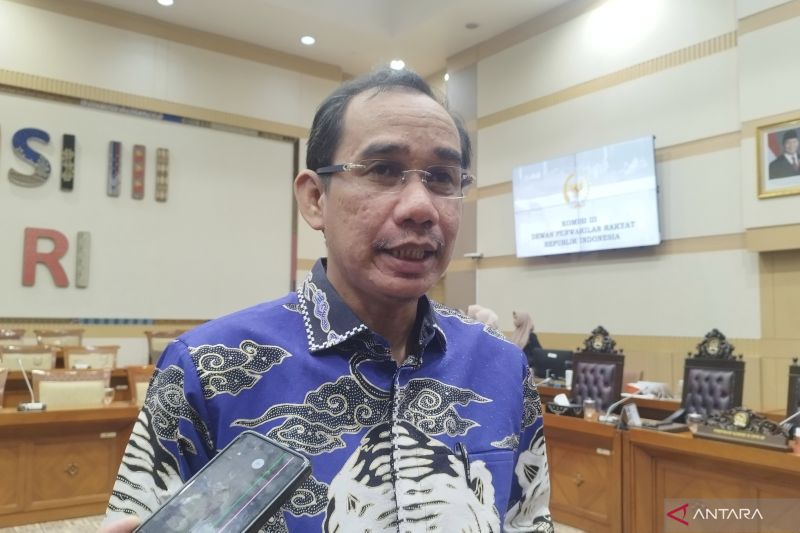 Anggota DPR: Revisi KUHAP tak atur pencekalan saksi sebab lindungi hak