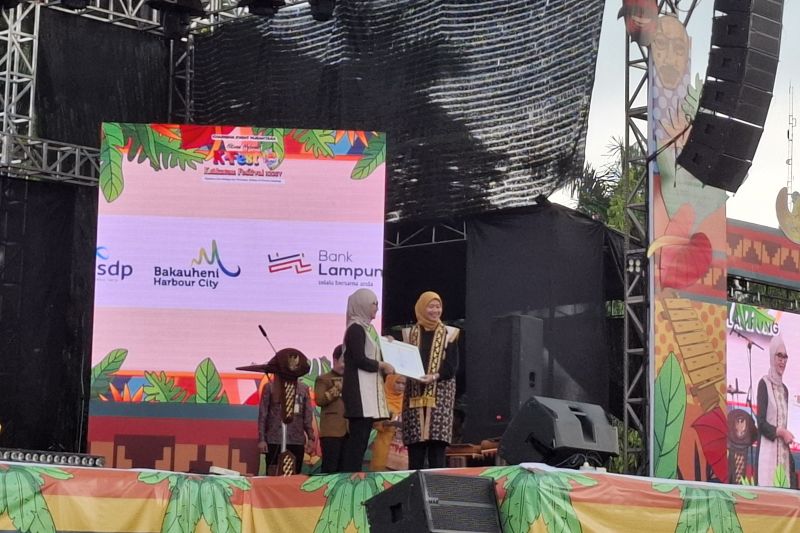 kemenparekraf-krakatau-festival-masuk-kharisma-event-nusantara-2025