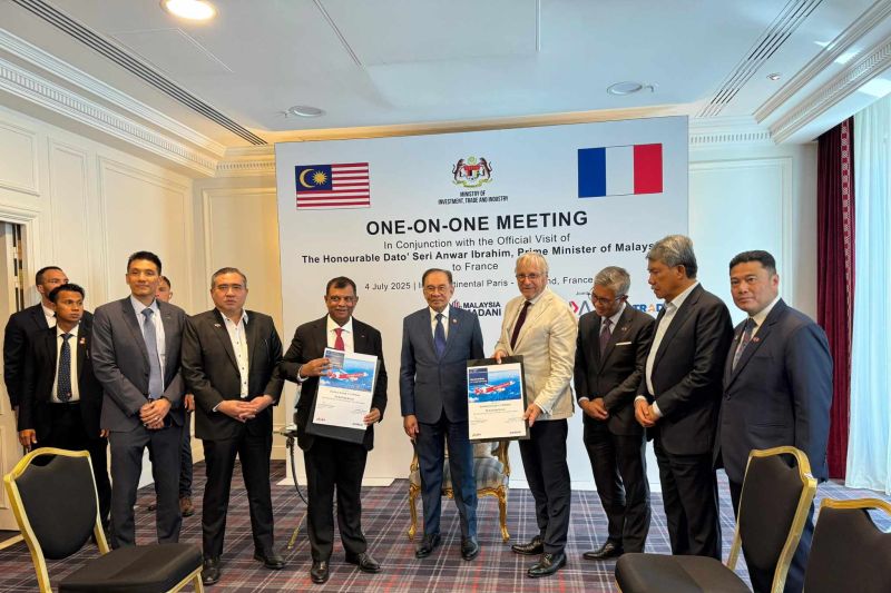 airasia-teken-perjanjian-dengan-airbus-senilai-1225-miliar-dolar-as