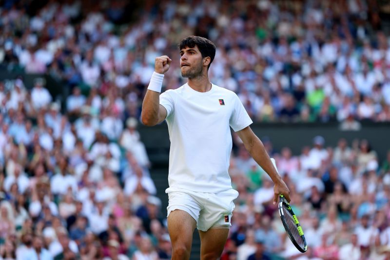Alcaraz perpanjang kemenangan dengan melaju ke 16 besar Wimbledon