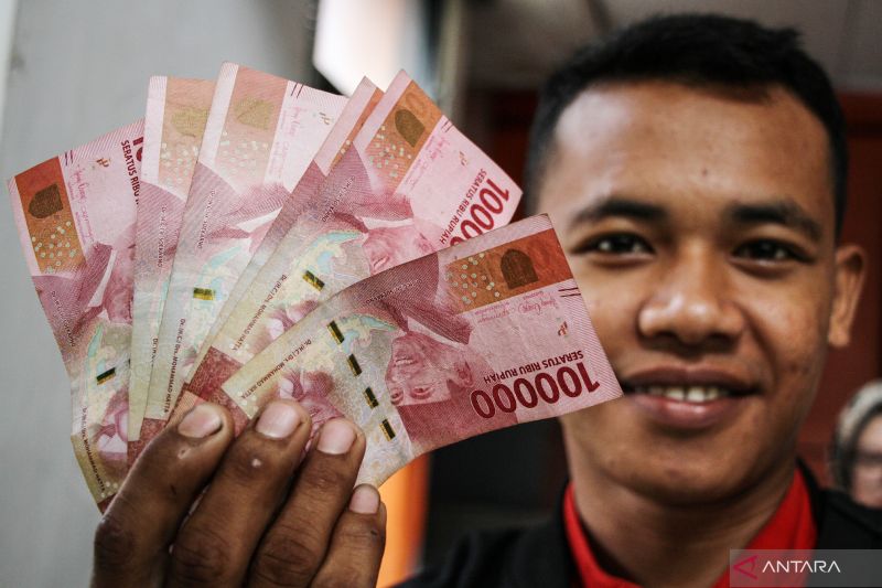 kemarin-jumlah-bsu-tersalurkan-hingga-ancaman-tambahan-tarif-trump