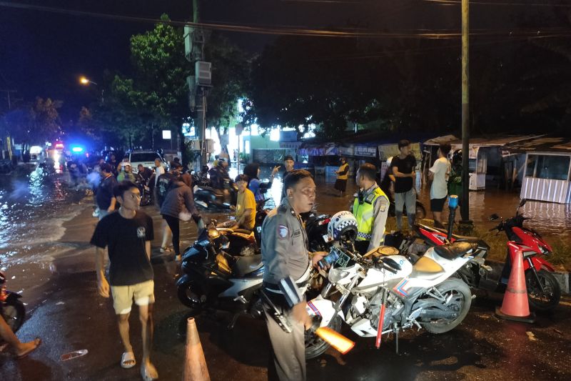 BMKG sebut 4,2 miliar liter air hujan tumpah di Mataram
