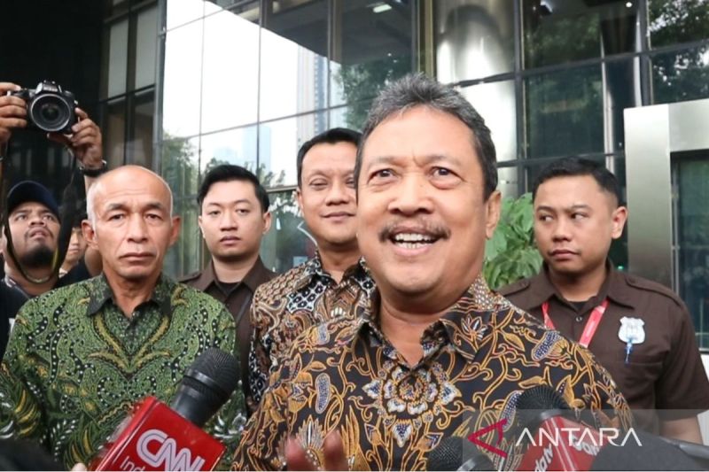 kkp-akan-dalami-pulau-kecil-di-bali-dan-ntb-yang-diduga-dikuasai-wna