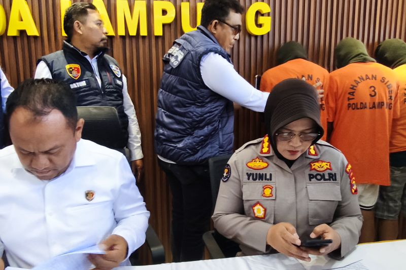 Polisi amankan admin dan dua anggota grup facebook gay Lampung 