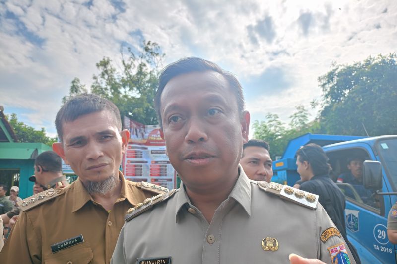 Pemkot Jaktim masih upayakan bantuan untuk korban banjir di Kebon Pala
