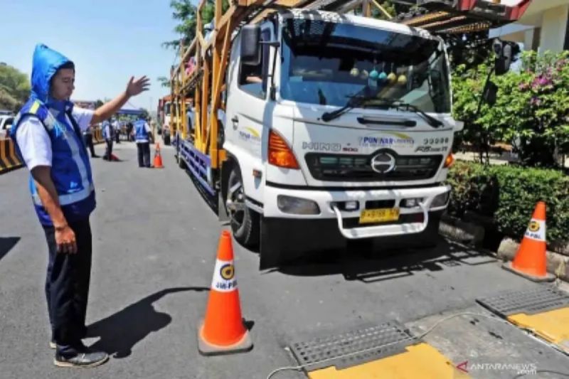 Pustral UGM sebut Zero ODOL tidak ganggu distribusi logistik nasional