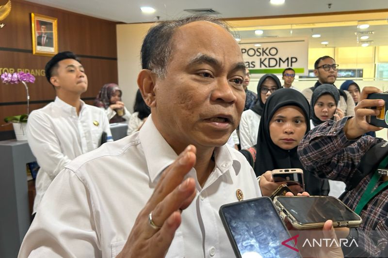 menkop-pastikan-koperasi-desa-terlibat-dalam-proyek-3-juta-rumah