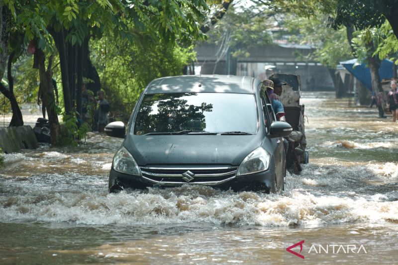 langkah-langkah-menangani-kendaraan-yang-terendam-banjir