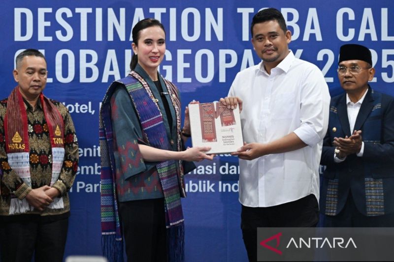menpar-sebut-pengelolaan-pariwisata-tak-hanya-andalkan-infrastruktur