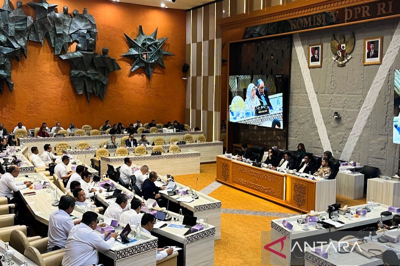 knkt-duga-kmp-tunu-tenggelam-akibat-air-masuk-dari-pintu-mesin-terbuka