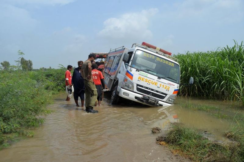 Album Asia: 79 orang tewas dalam sederet insiden hujan di Pakistan