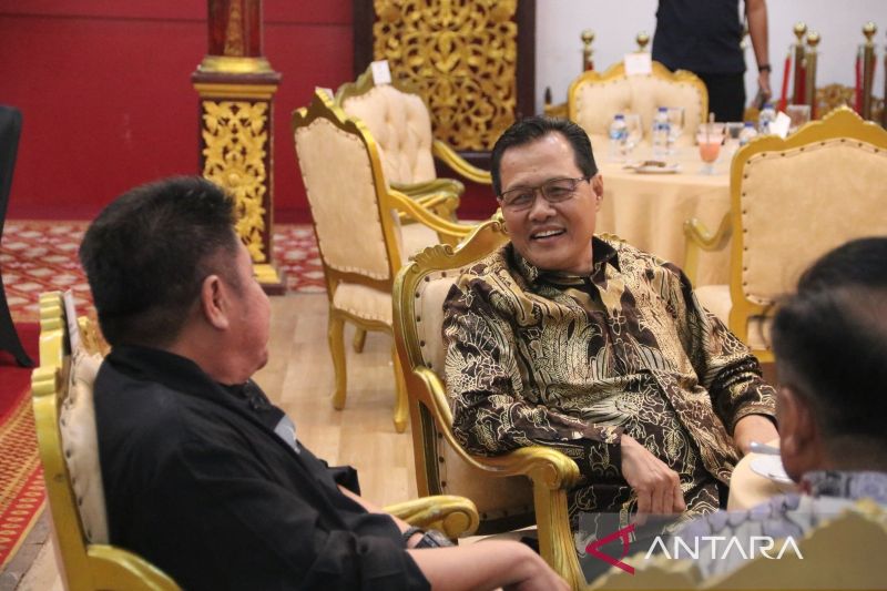    Geram! Bupati Muara Enim Desak Gubernur: Stop Truk Batu Bara 'Jajah' Jalan Umum! 