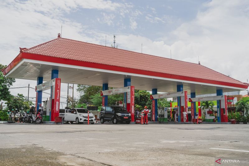 pertamina-alihkan-distribusi-bbm-melalui-jalur-bali-utara