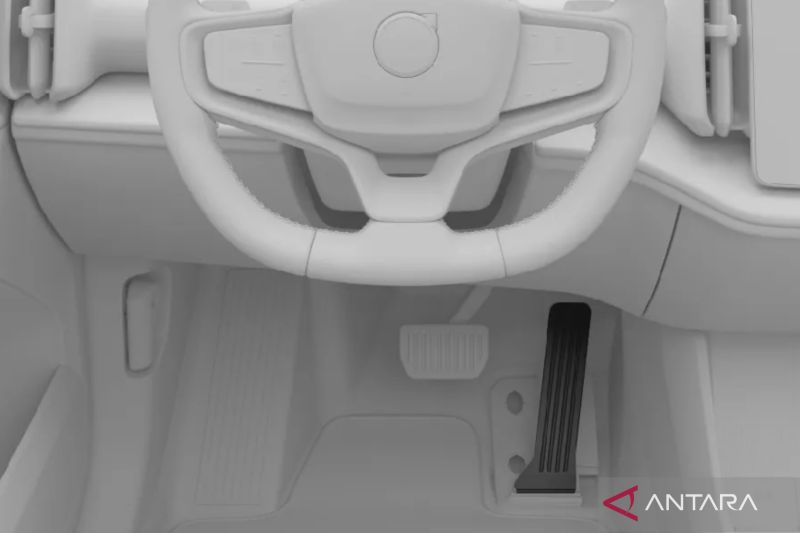 standar-otomotif-baru-china-batasi-pengendaraan-dengan-satu-pedal