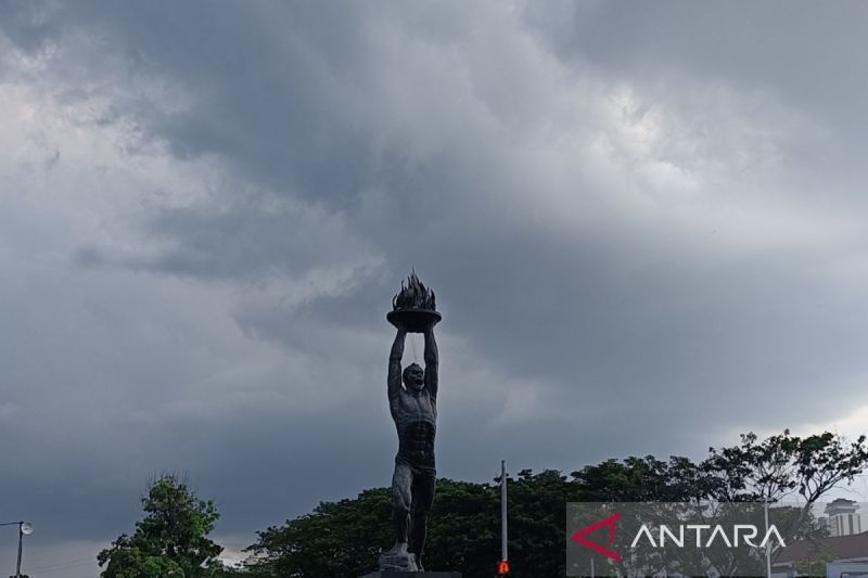 Jakarta diperkirakan diguyur hujan hingga Selasa malam