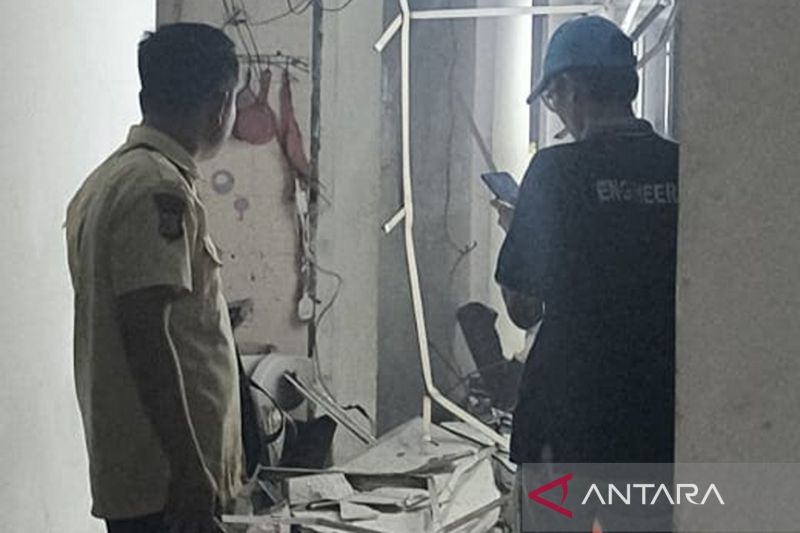 tabung-gas-meledak-di-apartemen-city-park-jakarta-barat