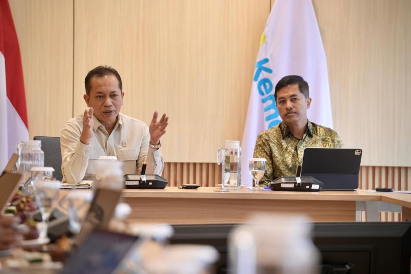 kemenkop-kemenkes-bahas-integrasi-klinik-dan-apotek-ke-dalam-kopdes