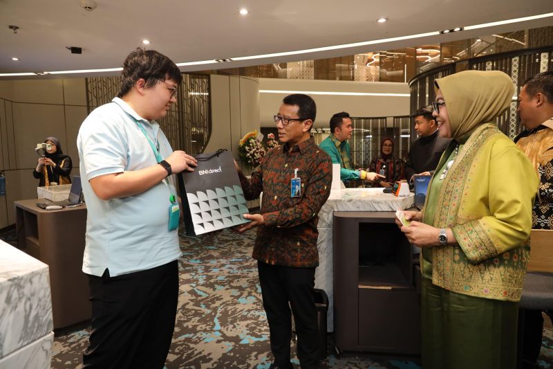 BNI Hadir Lebih Dekat di HUT ke-79, Sapa Nasabah Rayakan Momen Perjalanan Tumbuh Bersama