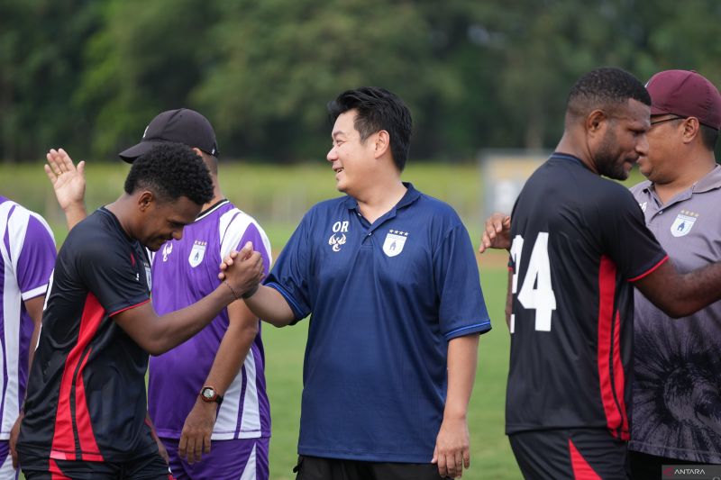 Owen luncurkan Cenderawasih Karsa untuk bantu potensi sepak bola Papua