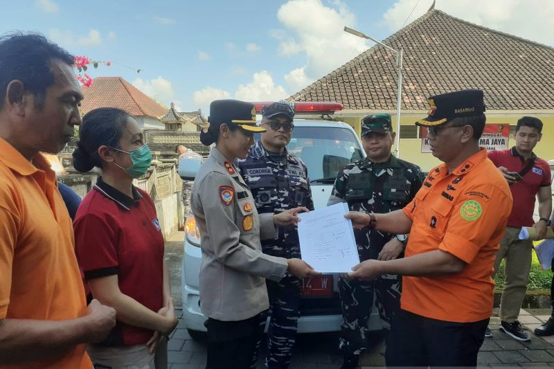 Nelayan Jembrana temukan dua jenazah penumpang KMP Tunu