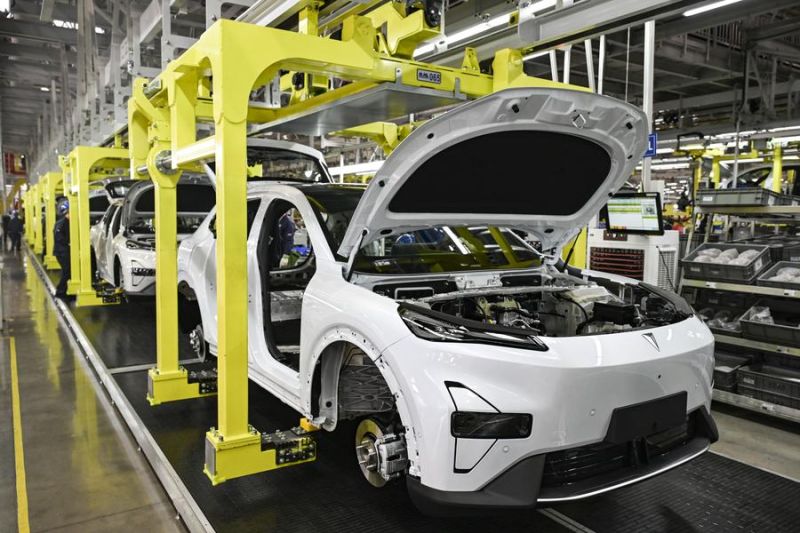sektor-mobil-penumpang-china-bukukan-pertumbuhan-kuat-pada-juni