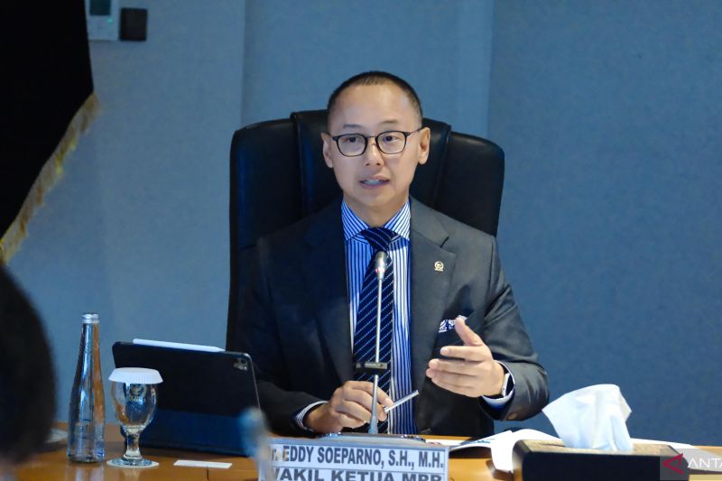 MPR: Banjir pada musim kemarau pertanda anomali atas perubahan iklim