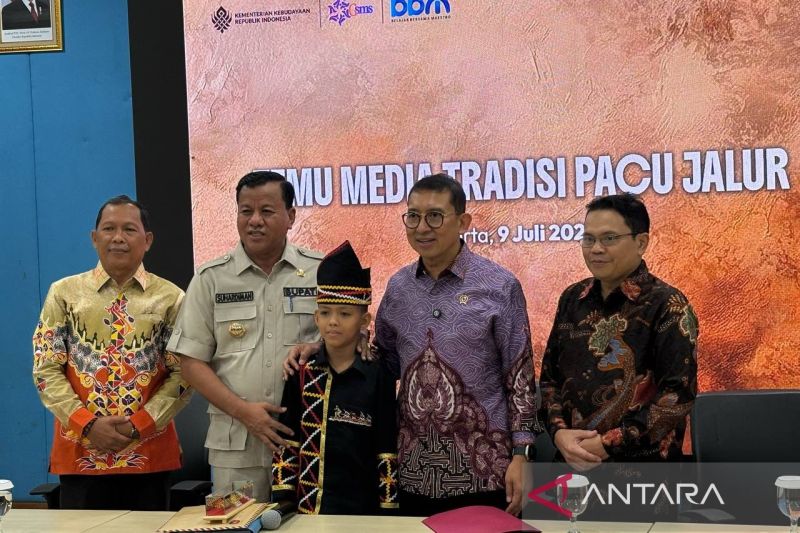Pacu Jalur ekspresi budaya masyarakat Kuansing