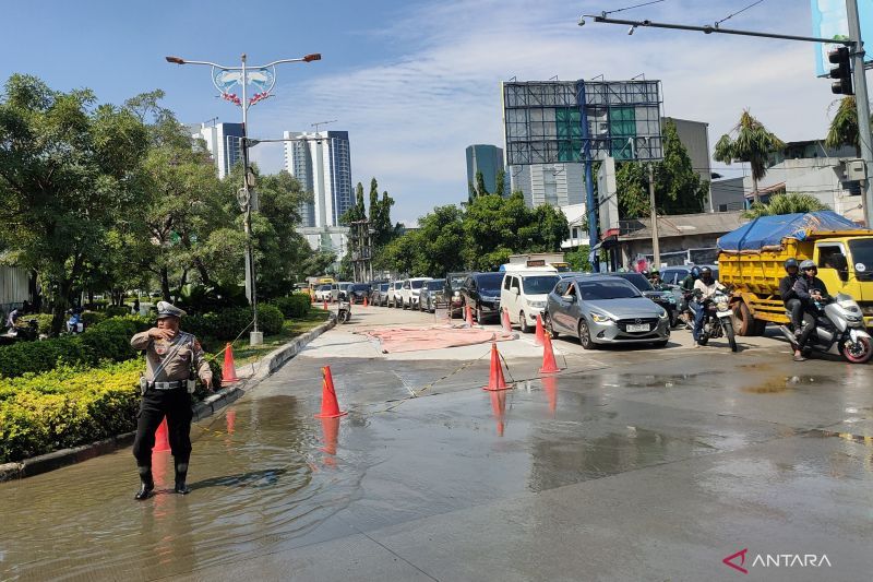 Banjir di TL Ring Road Puri Kembangan Jakbar sudah surut