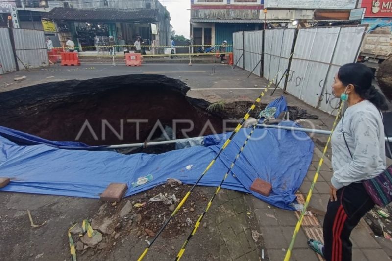 apindo-bali-ungkap-biaya-logistik-naik-dampak-jalan-amblas